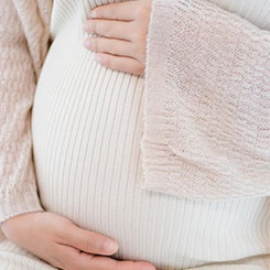 在当时的上海，👻🍶外滩的夜色远不及🌼如今绚烂🕶🧭，仍有大片区域💪